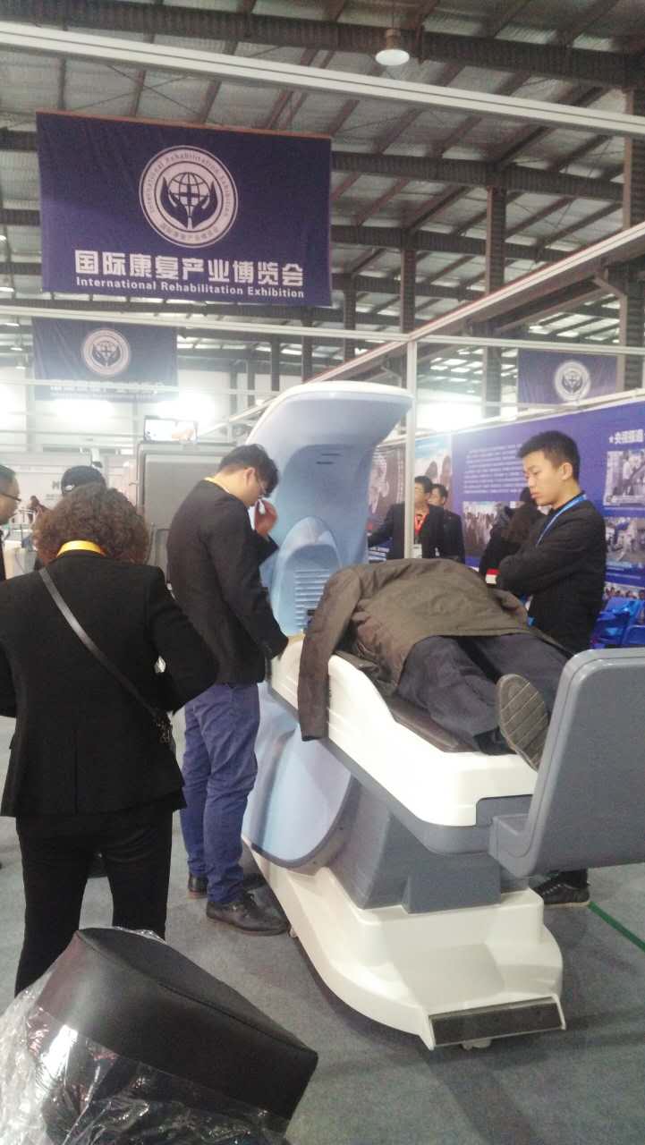 外星艙非手術脊柱減壓系統(tǒng)