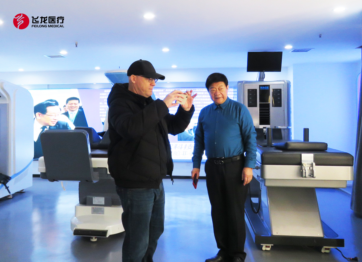 大衛(wèi)&middot;貝林考察飛龍醫(yī)療